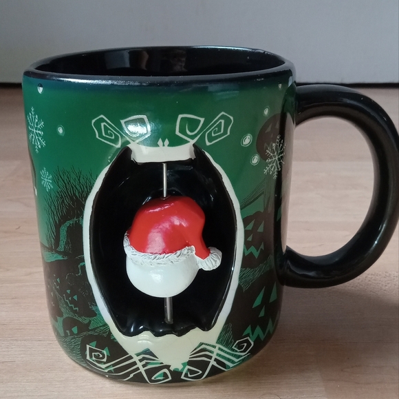 4/$15 Disney NIGHTMARE BEFORE CHRISTMAS Santa Jack Mug 25 Anniversary 3D Spinner - Picture 3 of 13